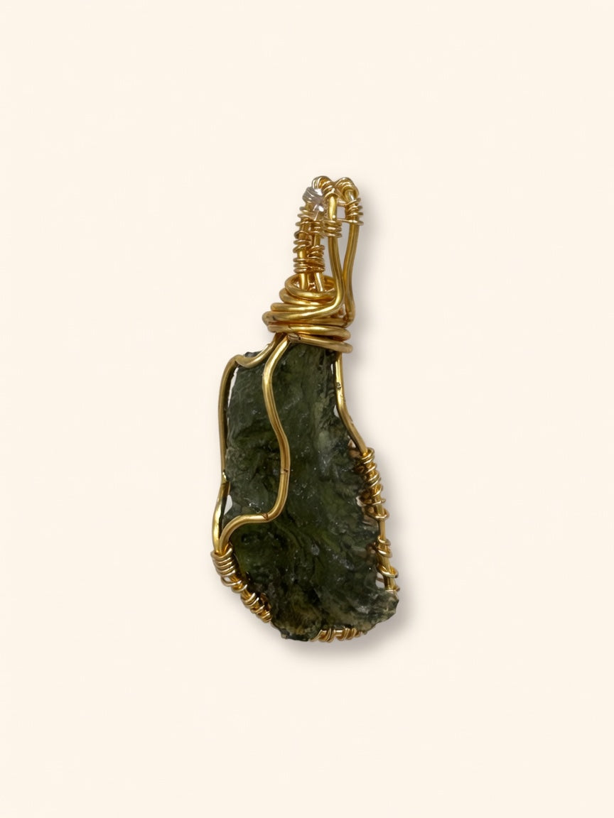 Natural Czech Moldavite Pendant 5.8g (inclusive wire)